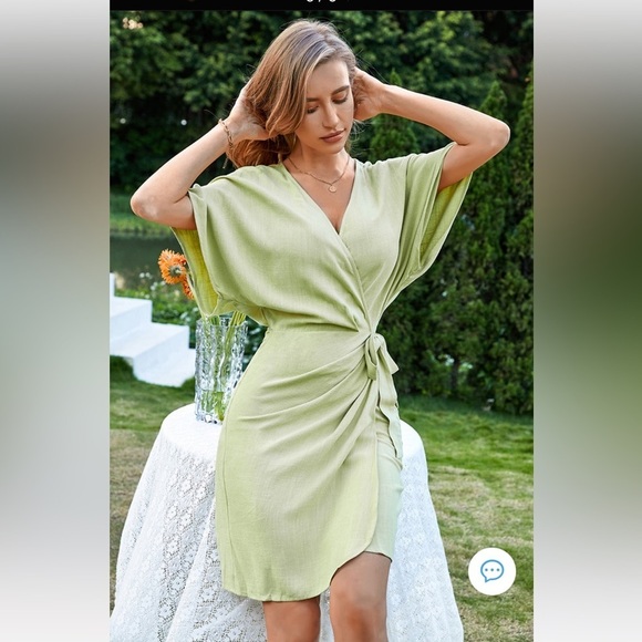 NWT Cupshe Open Front Tie Waist Lace Up Dress
Size L - Picture 3 of 7